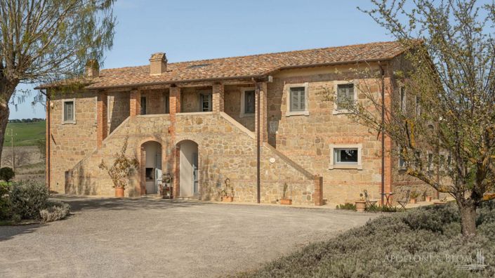 Image No.1-9 Bed Apartment for sale