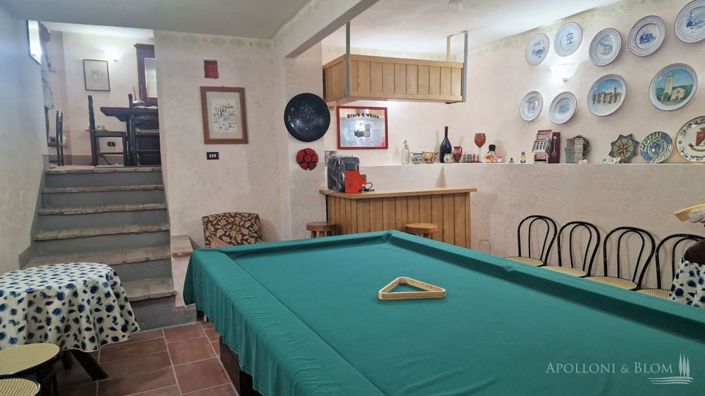 Image No.17-5 Bed Apartment for sale