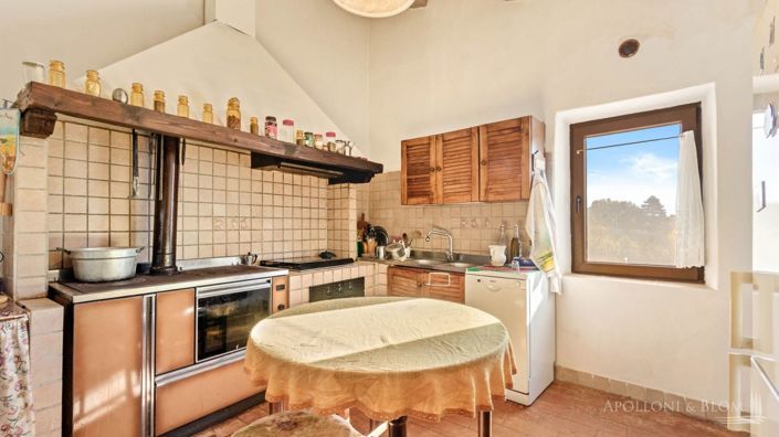 Image No.16-4 Bed Apartment for sale