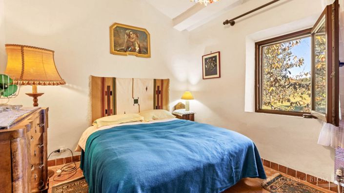 Image No.21-4 Bed Apartment for sale