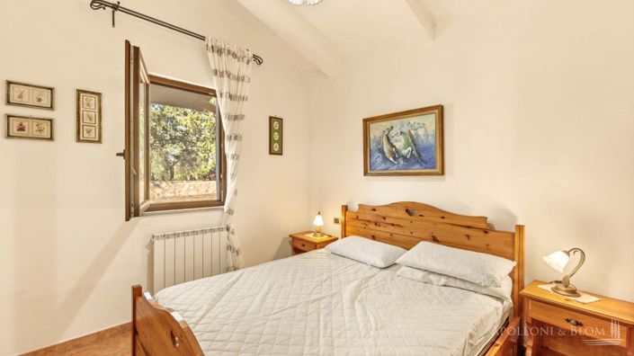 Image No.26-4 Bed Apartment for sale