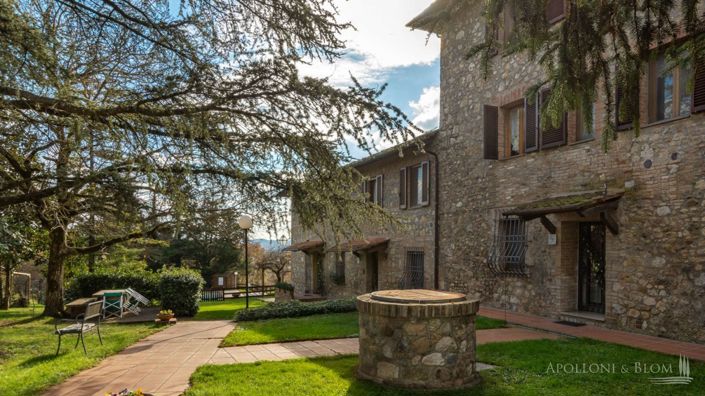 Image No.10-15 Bed Apartment for sale