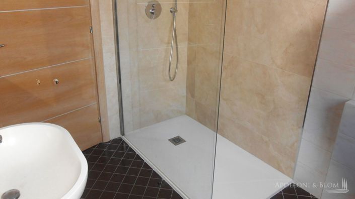 Image No.17-2 Bed Apartment for sale