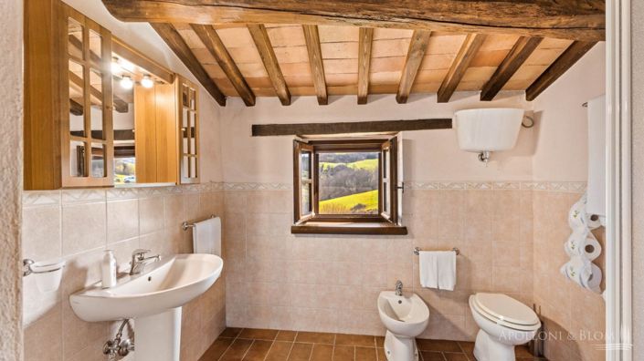 Image No.15-4 Bed Apartment for sale