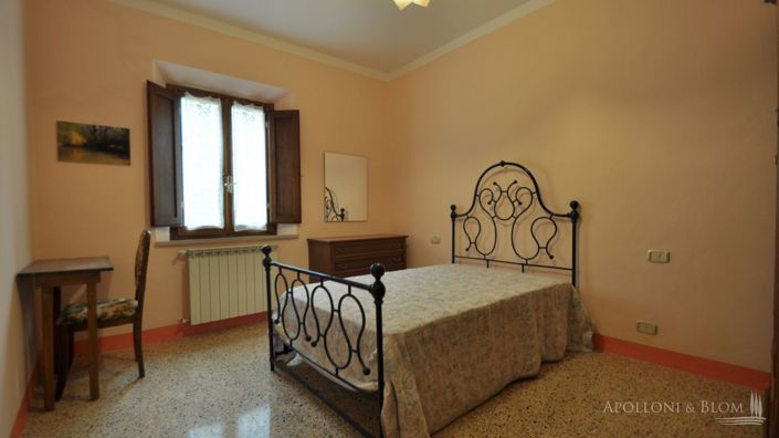 Image No.22-2 Bed Apartment for sale