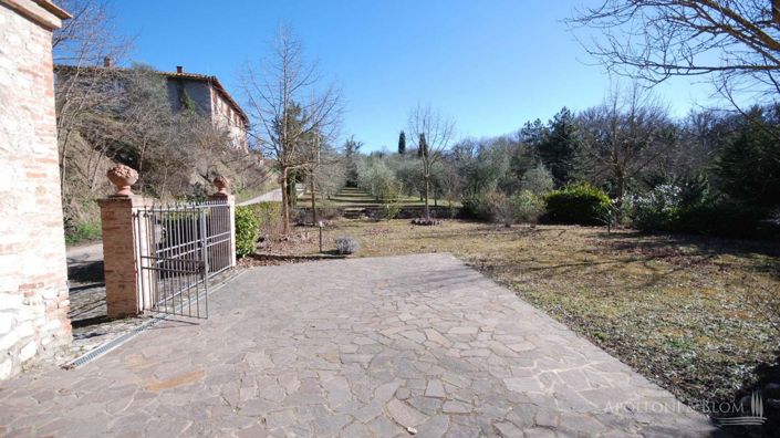 Image No.3-3 Bed Apartment for sale