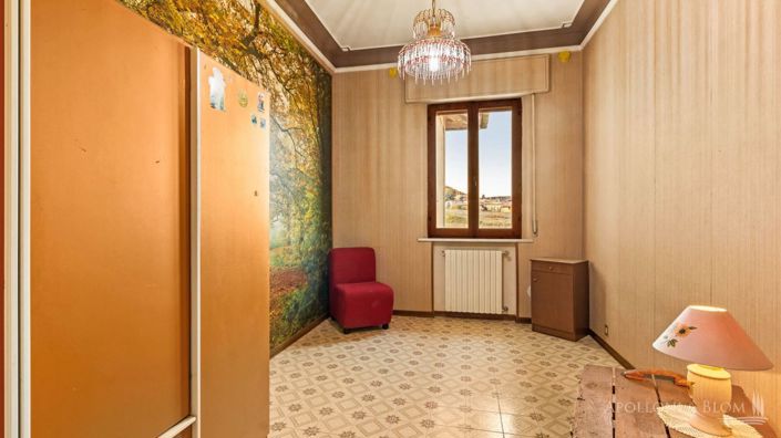 Image No.20-6 Bed Country House for sale