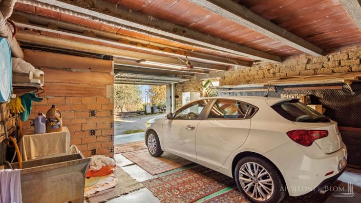 Image No.24-6 Bed Country House for sale