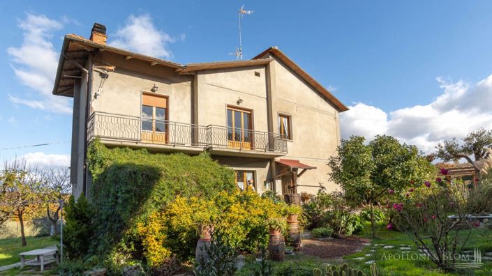 Image No.8-6 Bed Country House for sale