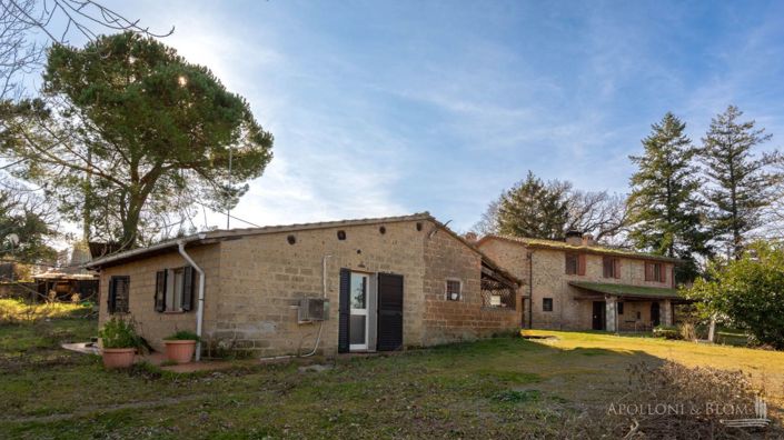 Image No.20-4 Bed Apartment for sale