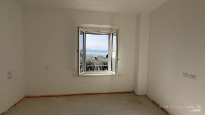 Image No.28-3 Bed Villa for sale