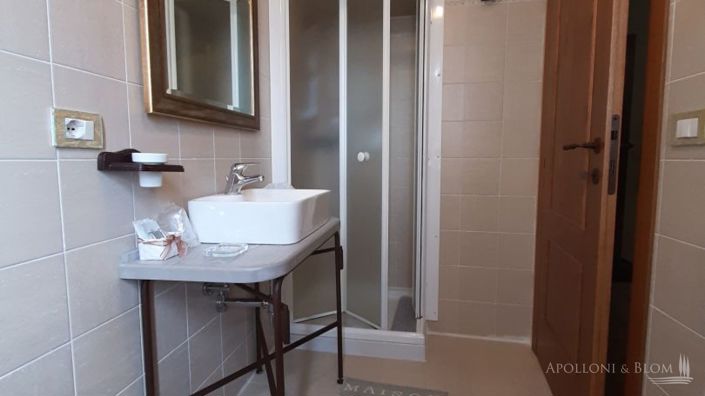 Image No.15-3 Bed Apartment for sale