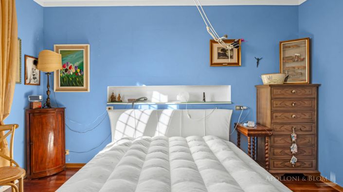 Image No.17-5 Bed Apartment for sale