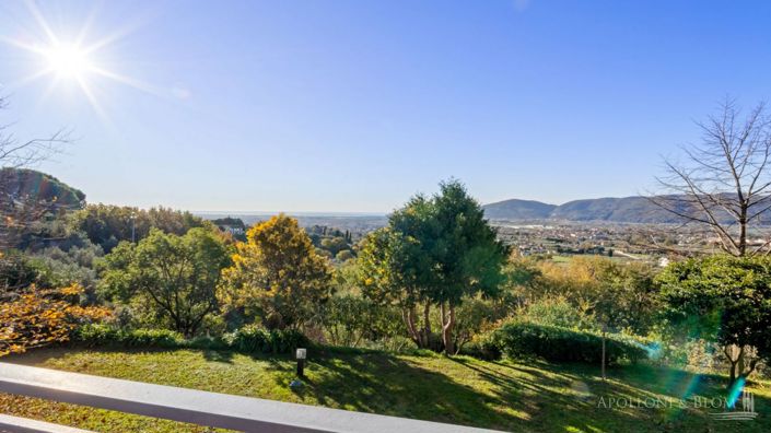 Image No.30-5 Bed Apartment for sale