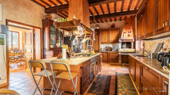 Image No.16-2 Bed Villa for sale