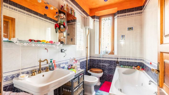 Image No.27-2 Bed Villa for sale