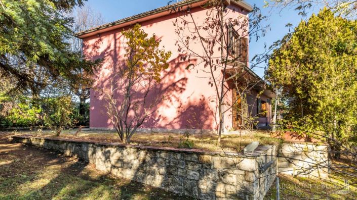 Image No.30-2 Bed Villa for sale