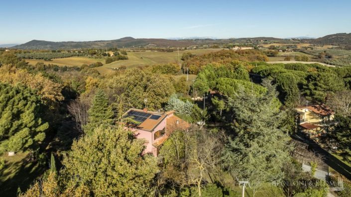 Image No.9-2 Bed Villa for sale