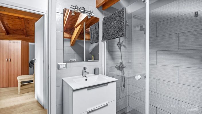 Image No.5-6 Bed Country House for sale