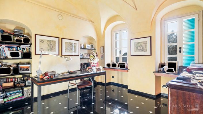 Image No.3-6 Bed Apartment for sale