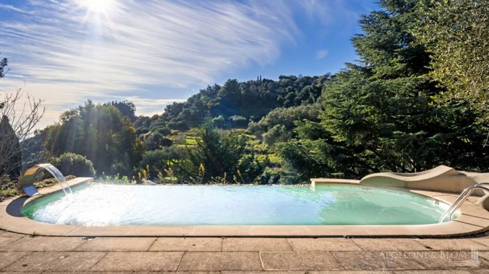 Image No.7-6 Bed Apartment for sale