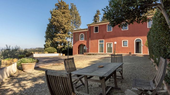 Image No.20-25 Bed Vineyard for sale