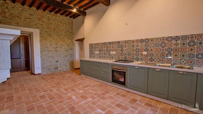 Image No.10-5 Bed Apartment for sale