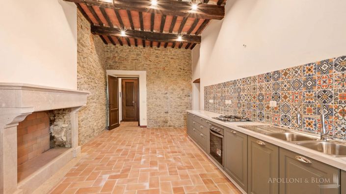 Image No.3-5 Bed Apartment for sale