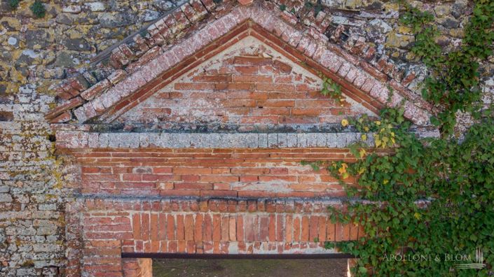 Image No.3-3 Bed Plot for sale