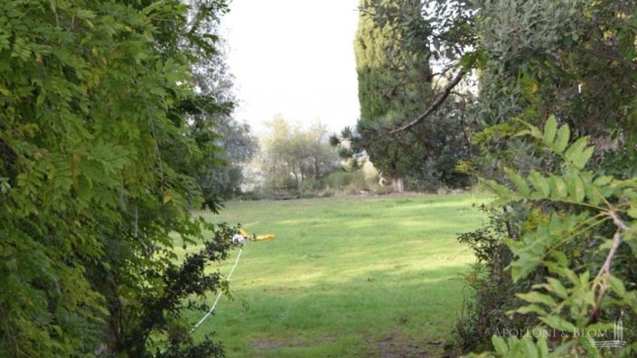 Image No.23-10 Bed Apartment for sale