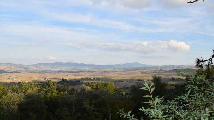 Image No.25-10 Bed Apartment for sale