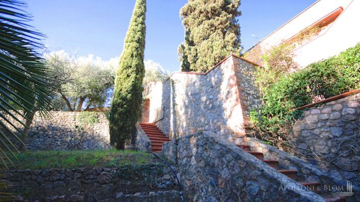 Image No.4-5 Bed Apartment for sale