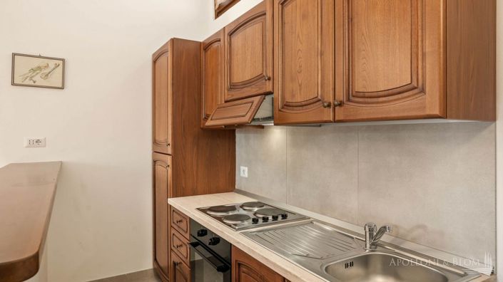 Image No.19-15 Bed Apartment for sale