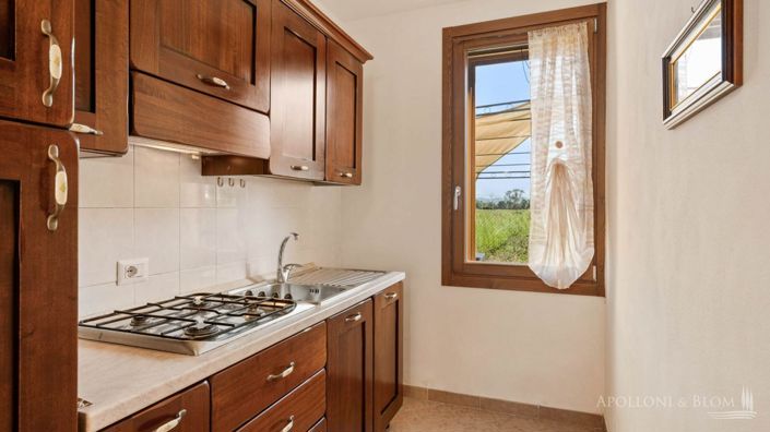 Image No.20-15 Bed Apartment for sale