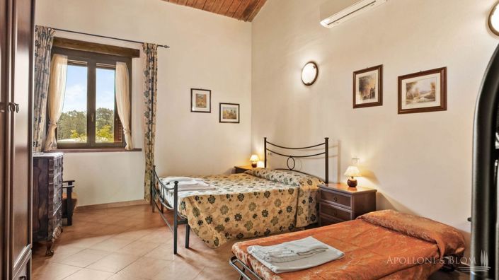 Image No.24-15 Bed Apartment for sale