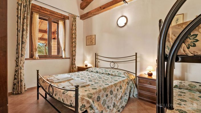 Image No.29-15 Bed Apartment for sale