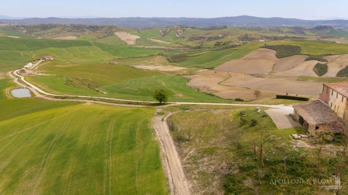 Image No.8-10 Bed Apartment for sale