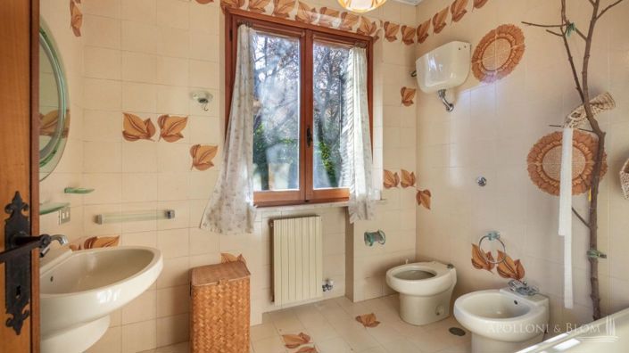 Image No.20-4 Bed Villa for sale