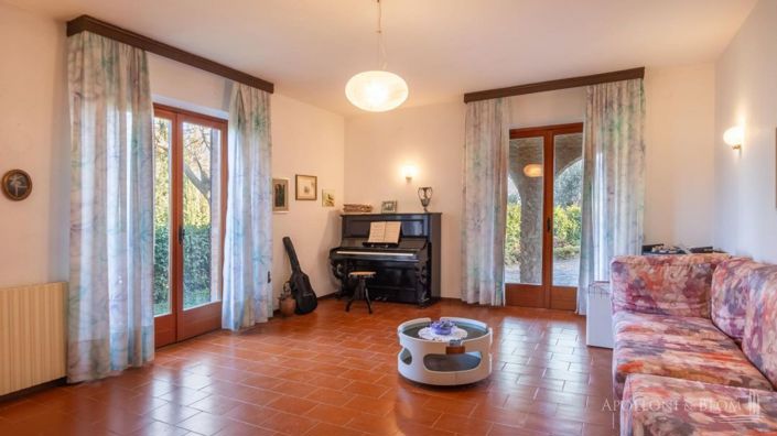 Image No.11-4 Bed Villa for sale