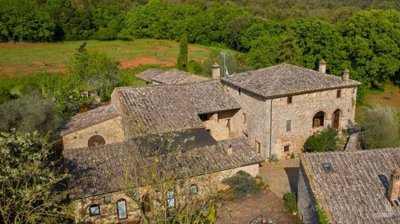 11 Bed Apartment for sale