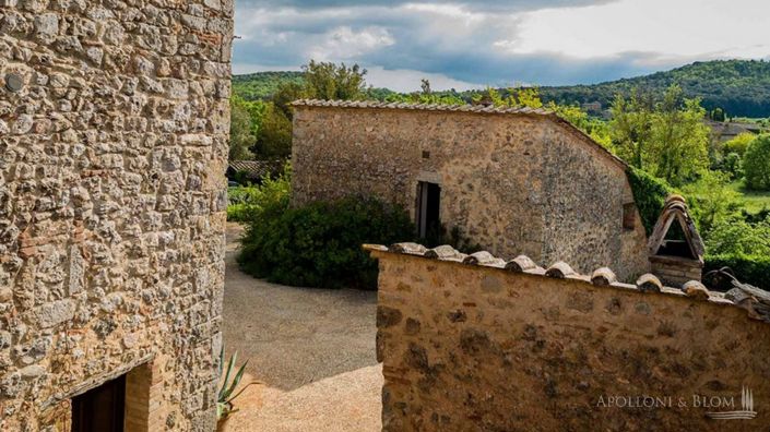 Image No.15-11 Bed Apartment for sale