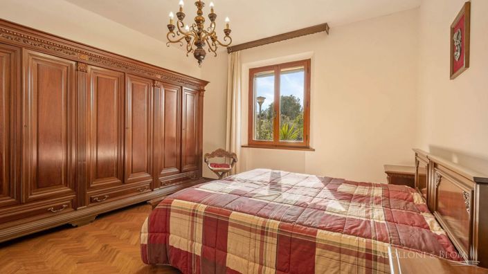 Image No.13-2 Bed Apartment for sale