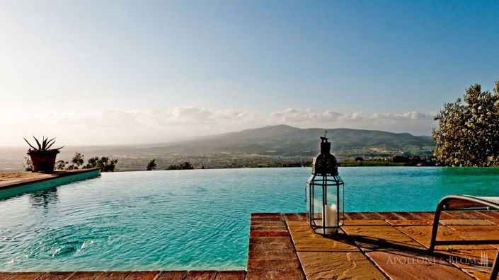 Image No.6-8 Bed Villa for sale