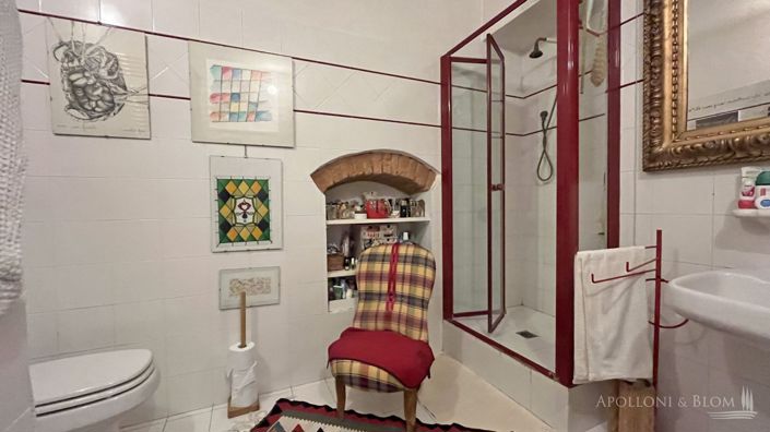 Image No.21-3 Bed Apartment for sale