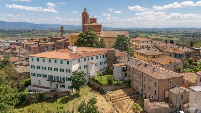 Image No.14-3 Bed Apartment for sale