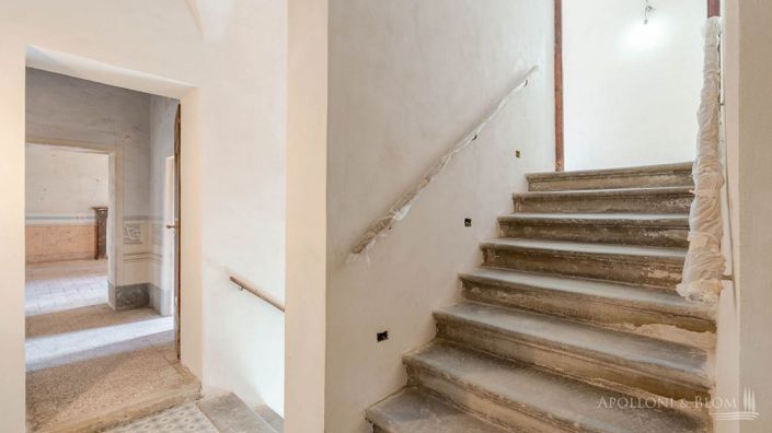 Image No.7-3 Bed Apartment for sale