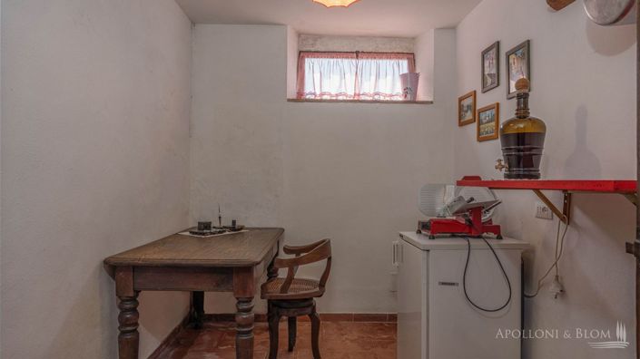 Image No.27-3 Bed Apartment for sale