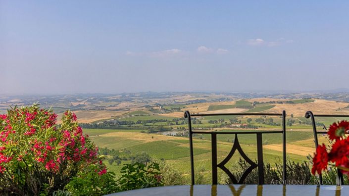 Image No.3-3 Bed Apartment for sale