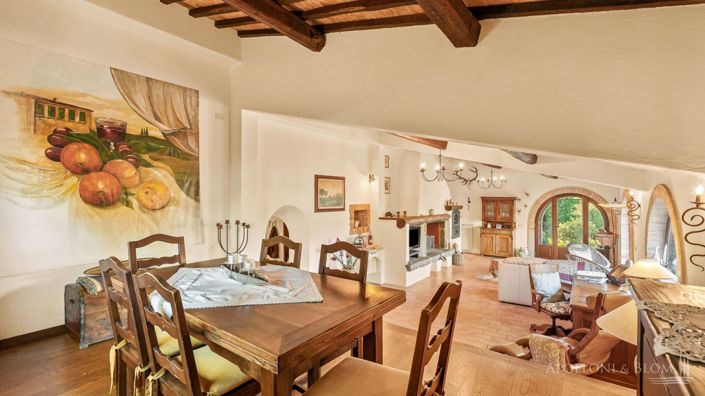 Image No.10-2 Bed Apartment for sale