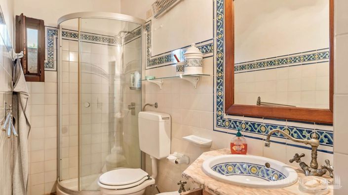 Image No.21-2 Bed Apartment for sale